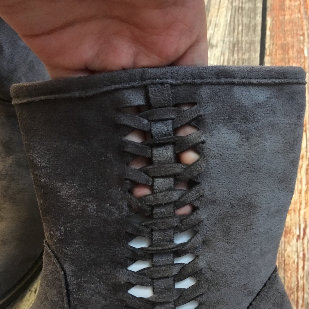 Dolce by Mojo Moxy | Jody Bootie Gray Suede Boots - Picture 5 of 8